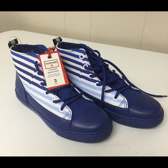 Hunter Canvas Water Repellant Sneakers - Picture 2 of 5